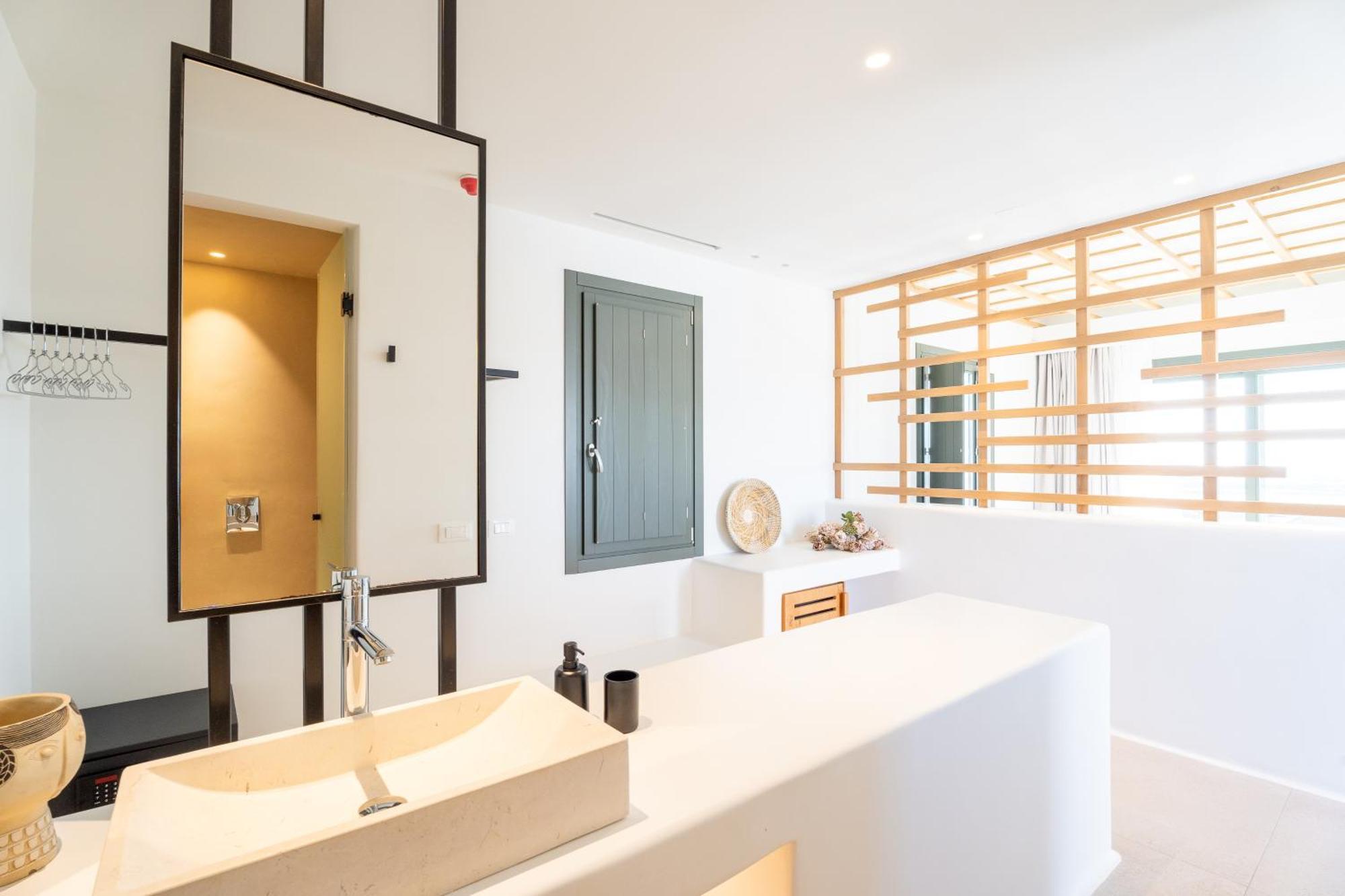 Regency Sunset Suites Mykonos Town Екстер'єр фото