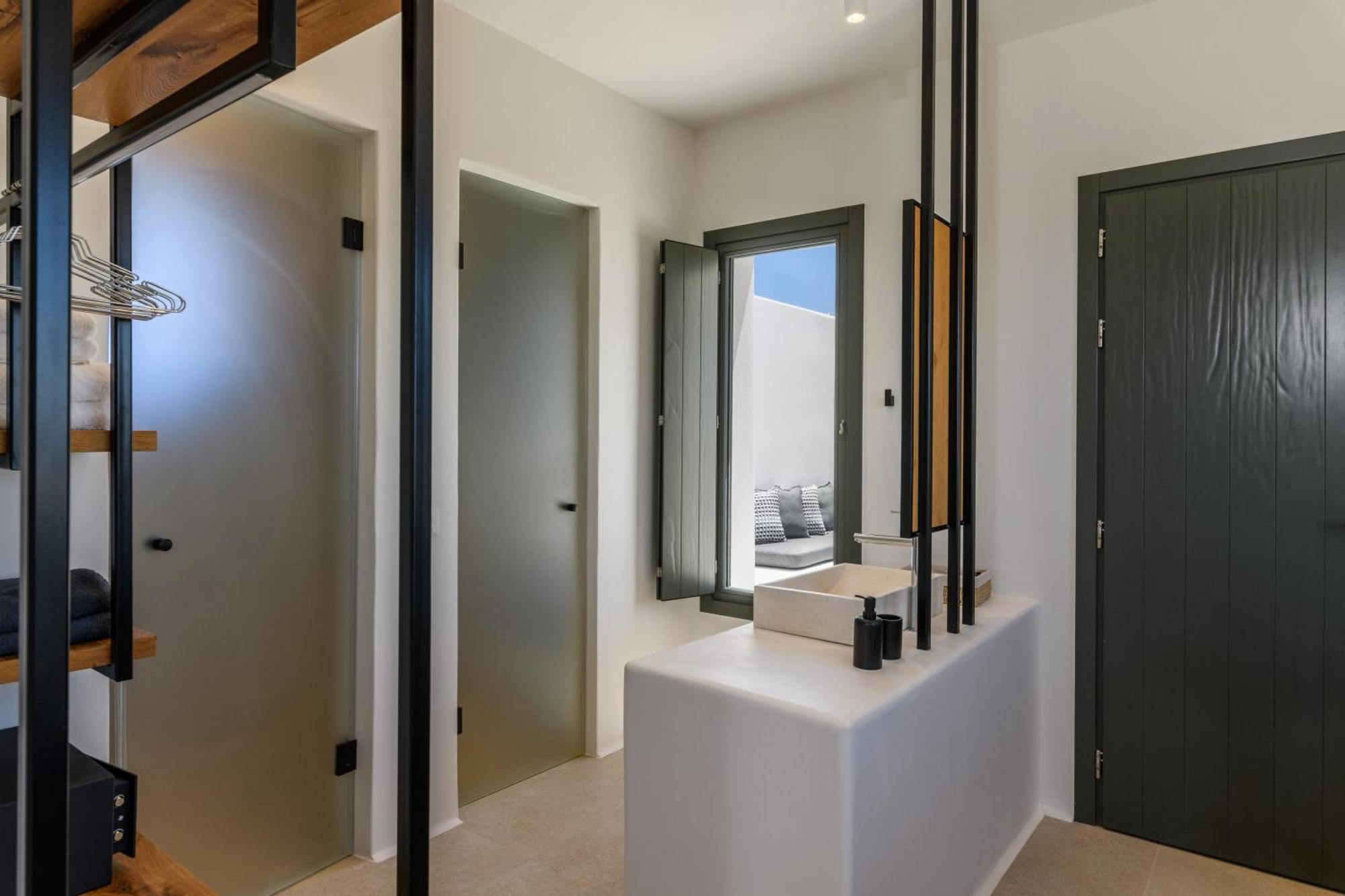 Regency Sunset Suites Mykonos Town Екстер'єр фото