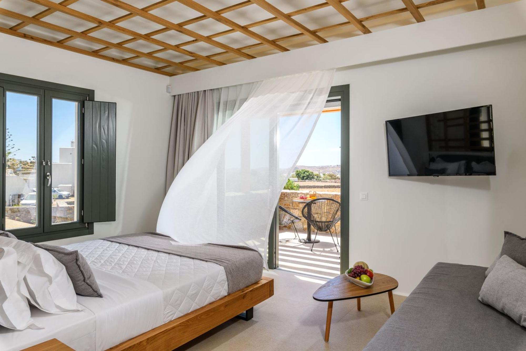 Regency Sunset Suites Mykonos Town Екстер'єр фото