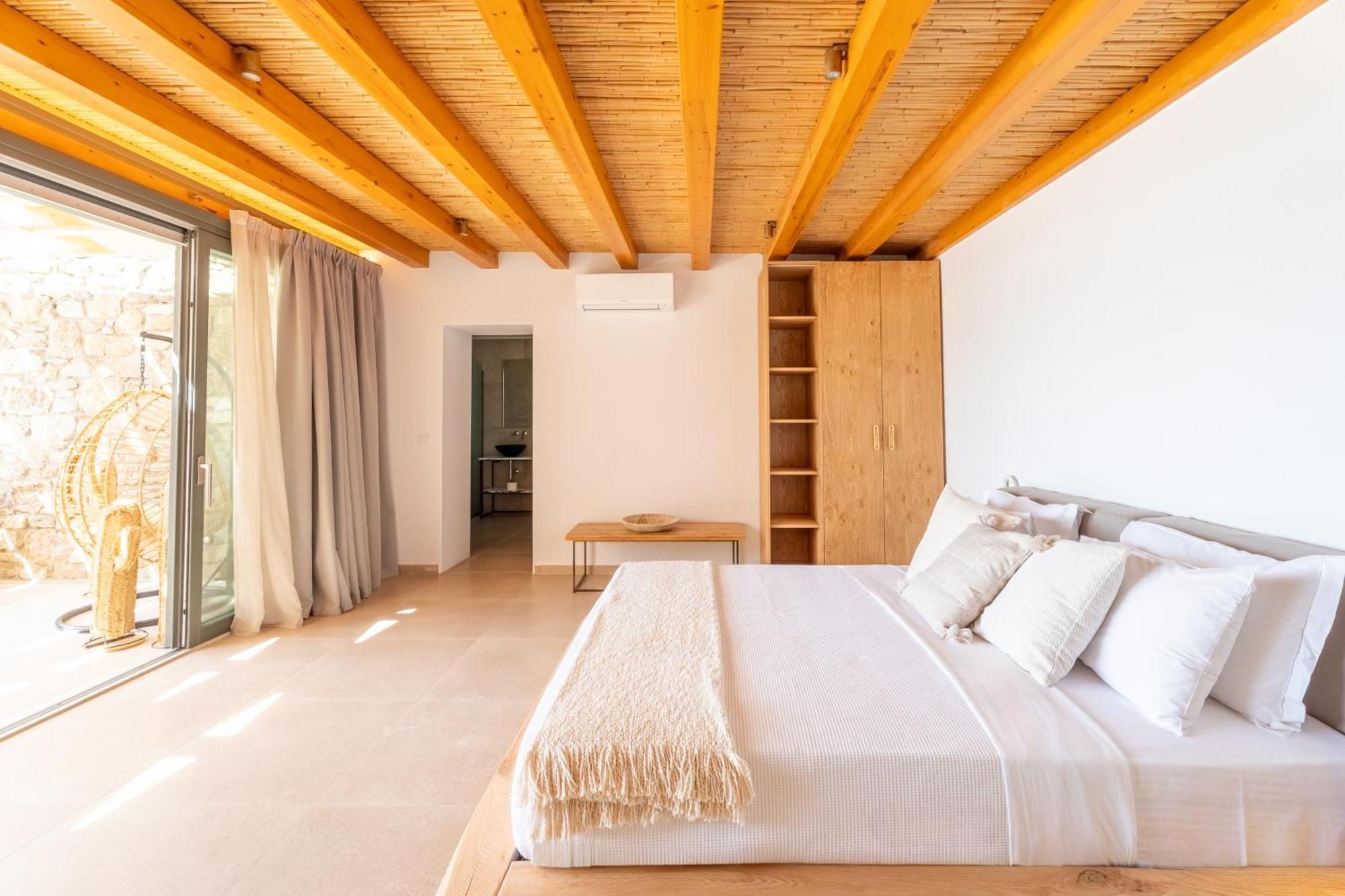 Regency Sunset Suites Mykonos Town Екстер'єр фото